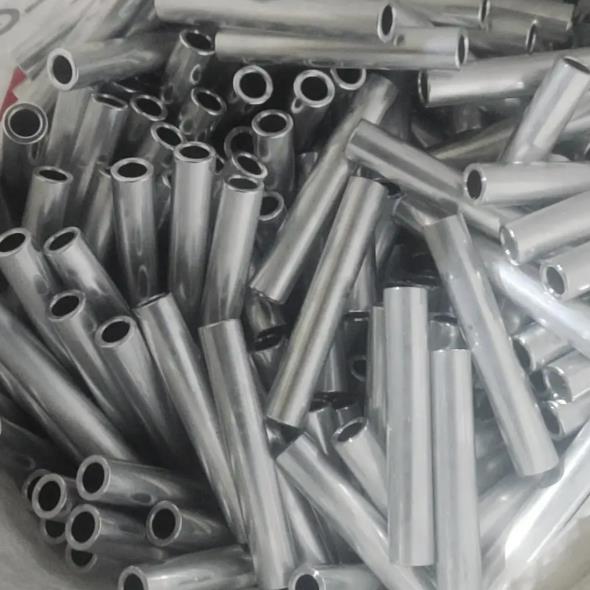 小口径精密钢管定尺切割